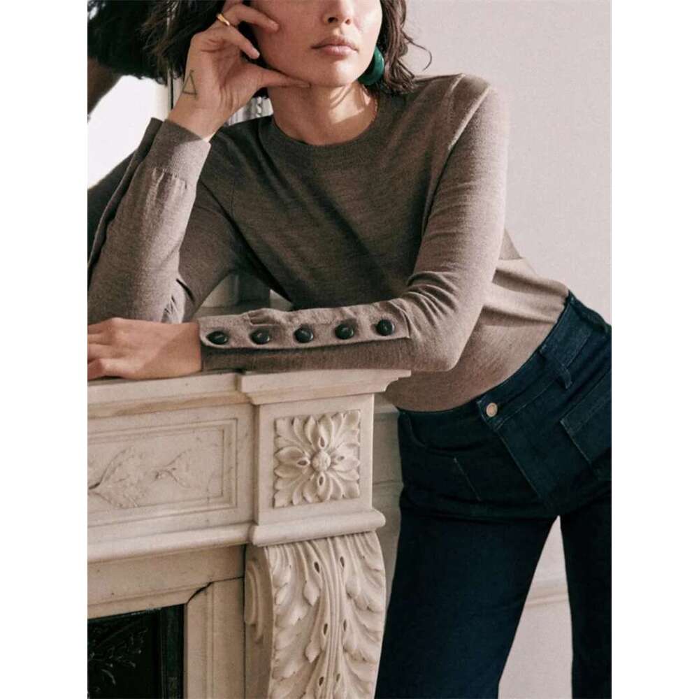 Slim Knit Bottoming Sweater Women Solid Color Cuffs Buttons O-Neck Long Sleeve Female All-Match Pullover
