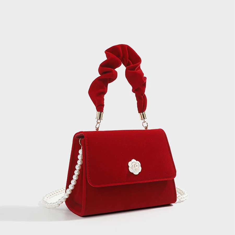 Velvet red handbag wedding party dinner bag pleated handmade pearl chain lingerie bag red bridal cross body bag Z250303