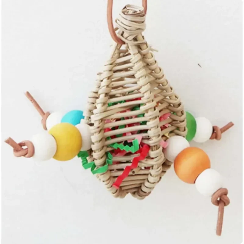 Parrot Toy, Rattan Carambola Gnawing String, Wooden Leather Rope, Paper and Silk Teeth Grinding Supplies Bird Toys