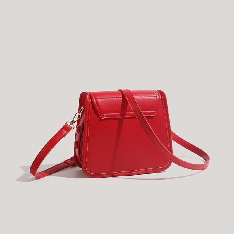 High Quality Red PU Crossbody Bag 2024 Womens Light Luxury Magnetic Buckle Flap Underarm Bags Versatile Commuting Handbag Z250303