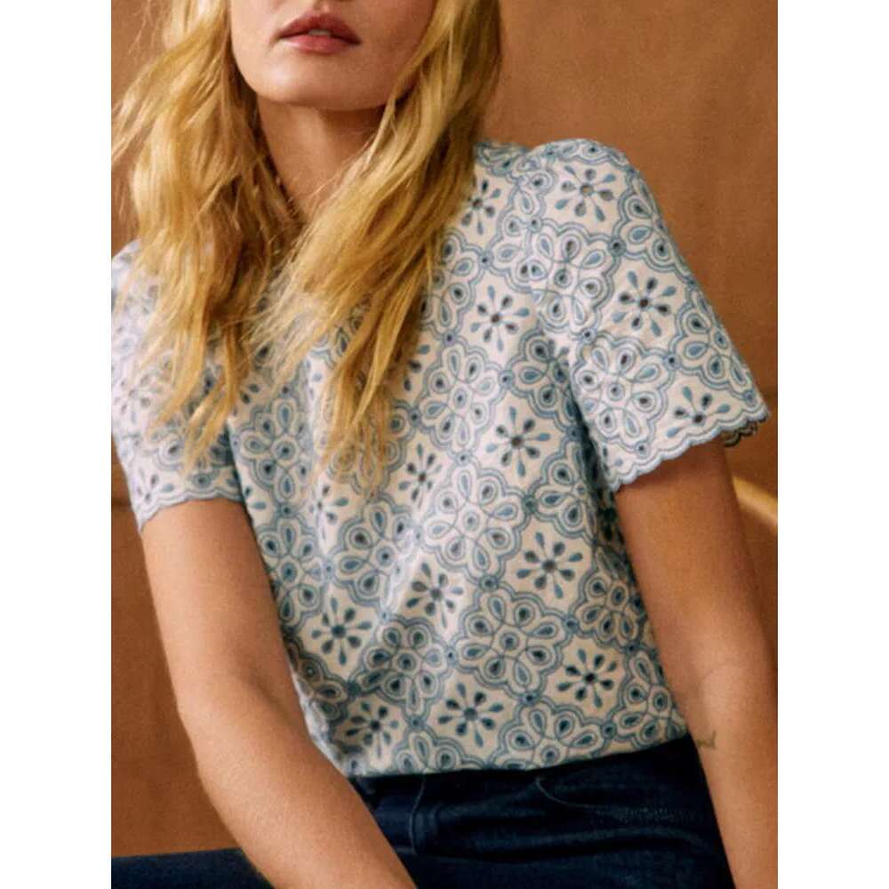 Women Crochet Hollow Out Blouse Embroidered Round Neck Versatile Top Fashionable Slim Short Sleeved Shirt For Lady