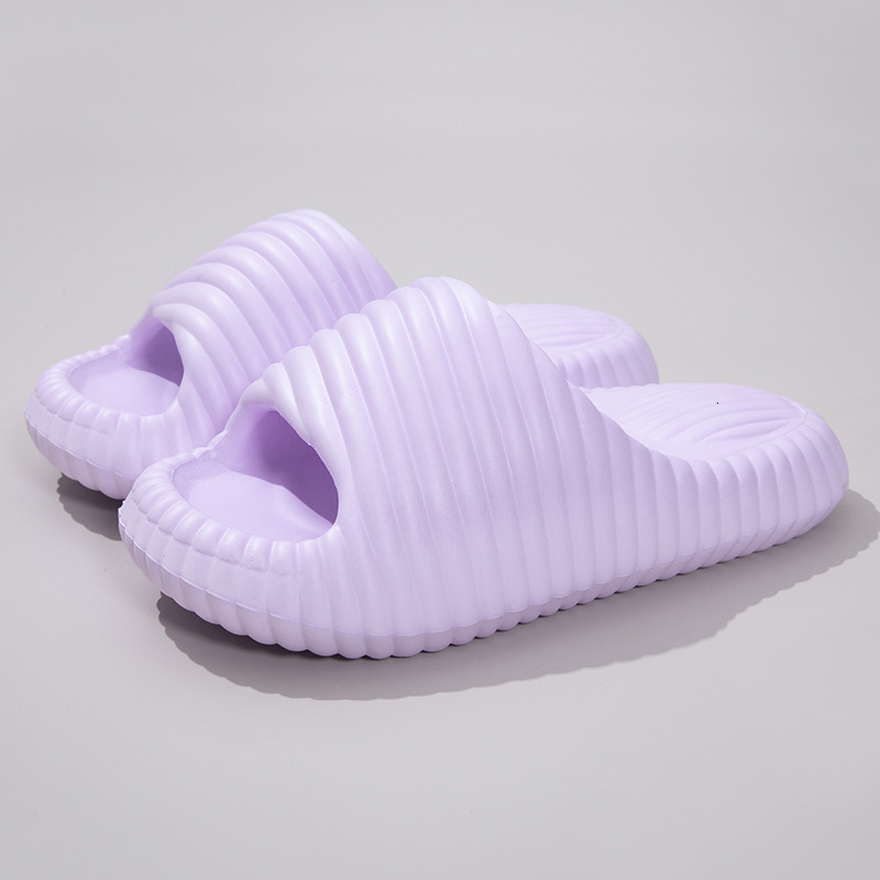 Men's straight drag 2025 new style, couple's soft thick bottom, summer outdoor air cushion, anti slip designer sandals