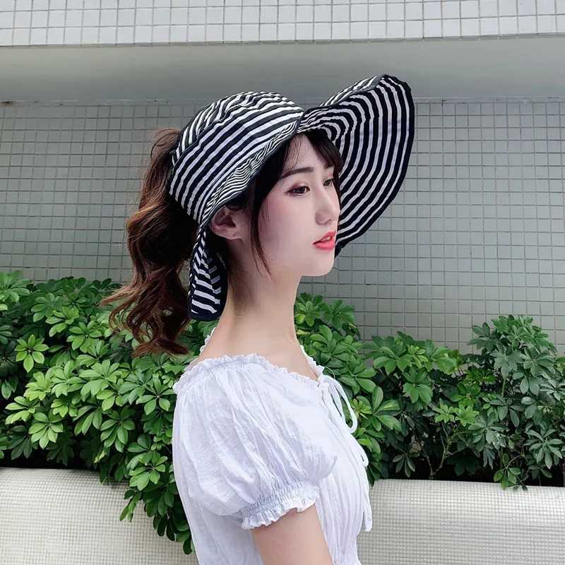 Outdoor Traveling Foldable Visor Hat Summer Wide Brim Stripe UV Protection Sun C For Women Ponytail Cs Beach Fisherman HatsXJ250304
