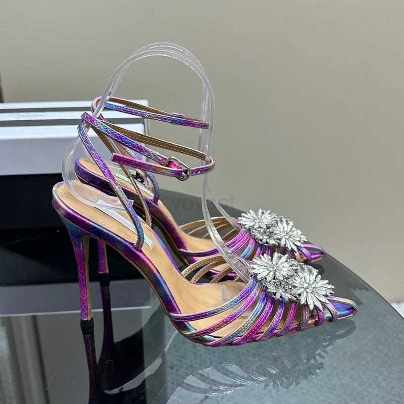 2024 Summer Pointy With Rhiner Flower Ran Sandals Wens New Sexy Hollow-out Beautif High H Luxury Shiny Pumps Z250304