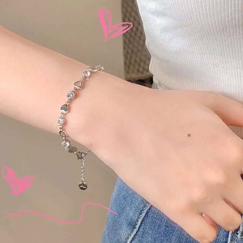 Y2K Zircon Ins Bracelets for Women Korean Fashion Sweet Girls Sparkg Hollow Heart Delicate Chain Bracelet Party Jewelry Gifts