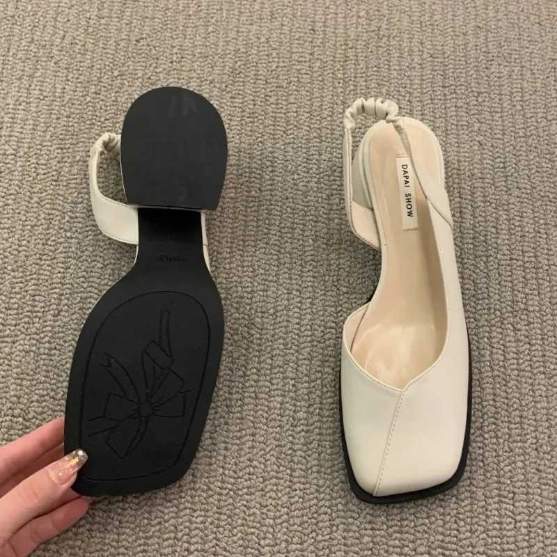 2024 Summer Elegant Sandals Fi Womens Elastic Band Flat Warm Light Party Shoes Square Heel 35-39 Y250303