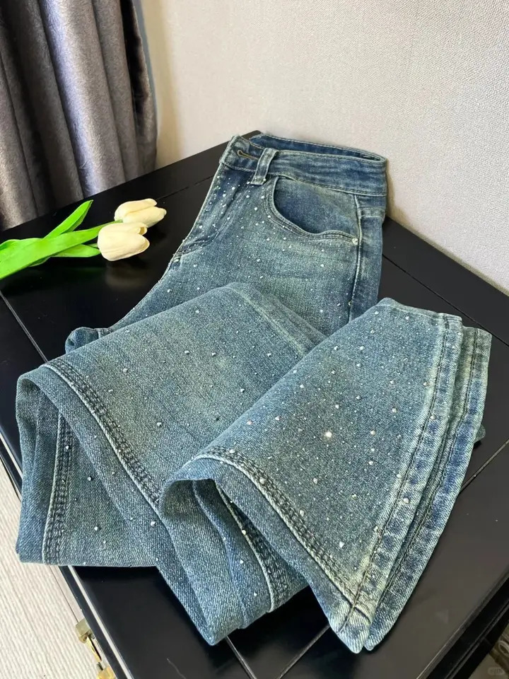 Retro Washed Diamond-encrusted Jeans Womens Spring Sense High-waisted Straight-leg Pants Loose Wide-leg Mopping Pants 250228