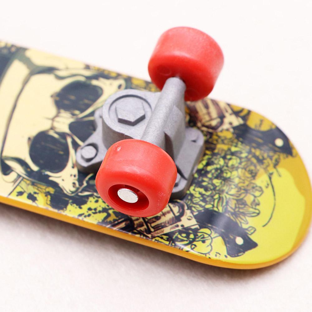 Turtle Skateboard Toys Small Pet Scooter Sliding Fun Pet Toy For Small Animals Hamster Finger Skate Board Pet Toys