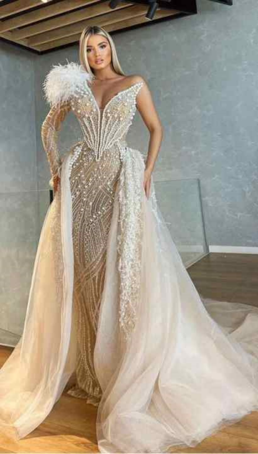 Plus Size Arabic Luxurious Wedding Dress With Detachable Train Pearls Beads Mermaid Bridal Gowns Sexy One Shoulder Bride Dress Customized