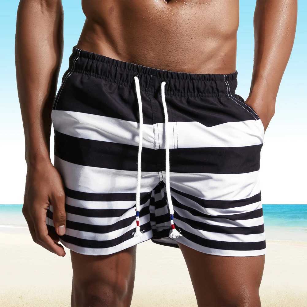 Beach Pants Summer New Style Mens Swim Shorts Pocket Mens Swimming Shorts Quick Dry Beach Trunks Swimwear with Mesh LiningT250304