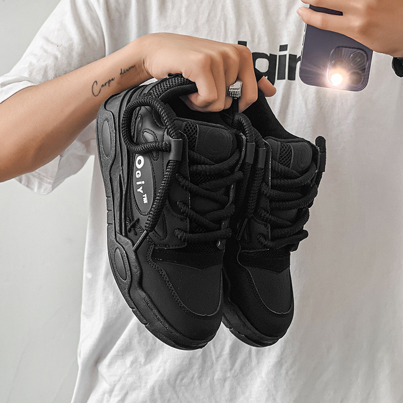 Men's New Niche Design Bread Shoes Leather Surface Outdoor Casual Height Increasing Thick Soled Shoes Student Trendy Sports White Shoes Men'