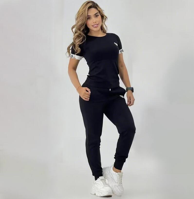Designer Womens Tracksuits 2025 Summer New Fashionable Style Trend Splicing and Collage Womens Two Piece Set Free Ship