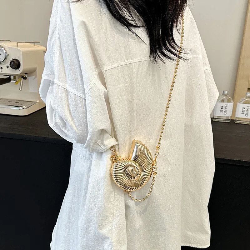 Metal Mini Conch Bag for Women Fashion Shoulder ner Lipstick Makeup 250303