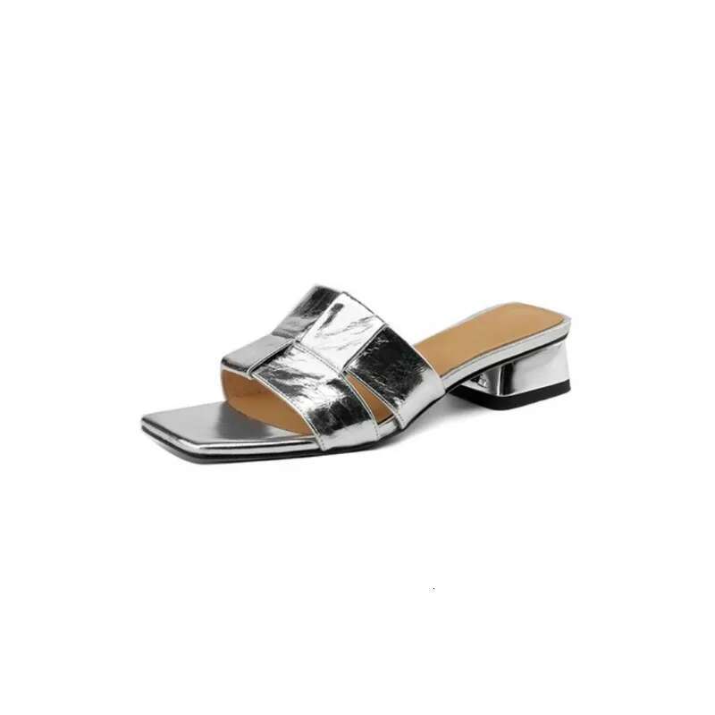 Plus Size 2025 Summer Casual Flat Slippers Outdoor Beach Flip ps Female Trend Brand Design Slides Shoes Women