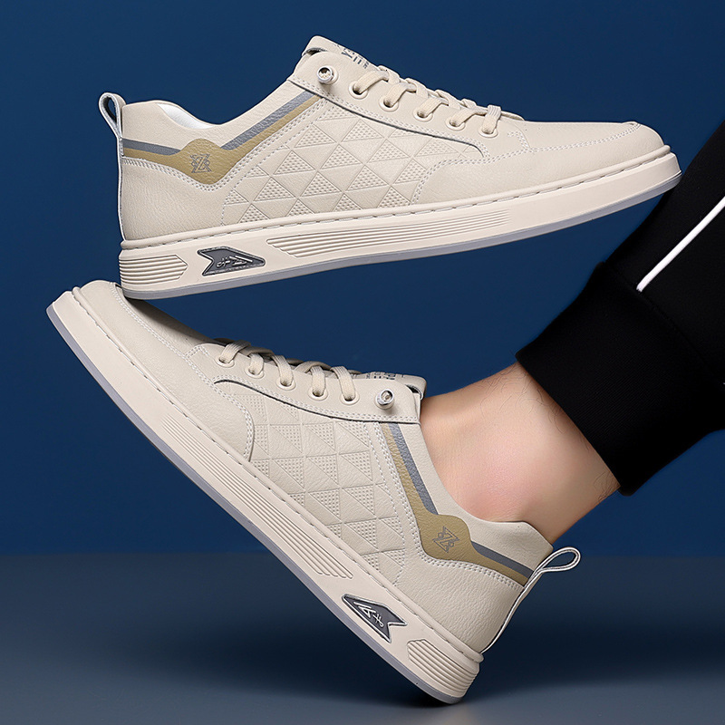 White 2025 Summer New Designer Shoes Leather Soft Sole Kick Korean Version Fashionable Versatile Casual Sports Shoes Fashionable Youth Board Shoes