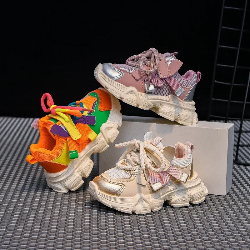 Student sports shoes with thick and soft soles boys girls running colorful fashionable trend childrens anti slip casual 250303