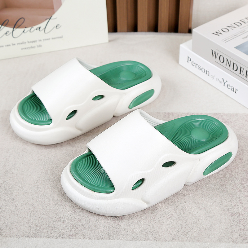 new sandals, men's shoes soft thick sole, straight drag, summer outdoor trendy designer sandals