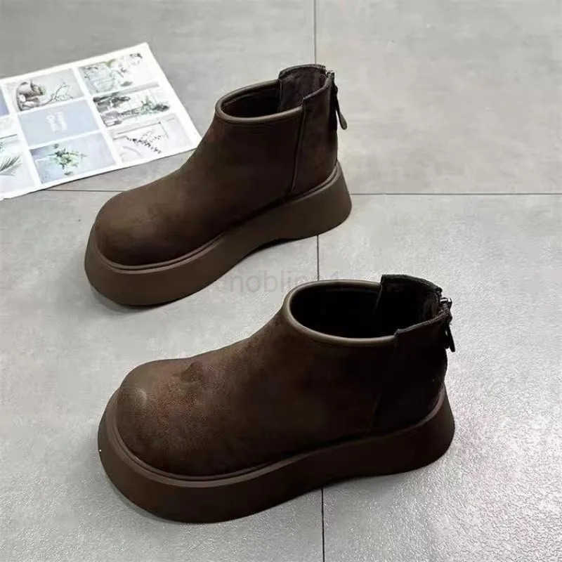 Wens Thick Soled Cotton Shoes Winter New Round Suede Back Zipper Anti-slip Wear-resistant Short Boots Z250304