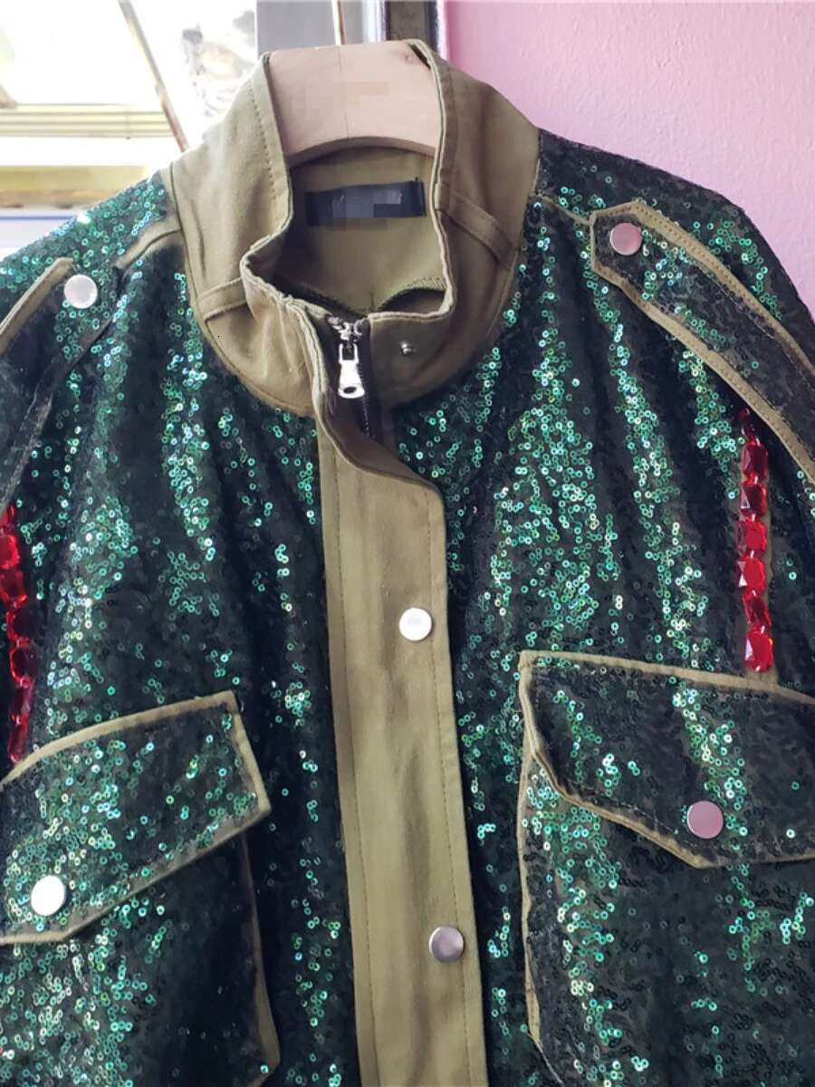 Heavy Industry Green Sequins Overalls Jacket Female 2023 Spring Autumn New Women Clothes High-Grade Big Pocket Cropped Coat Tide