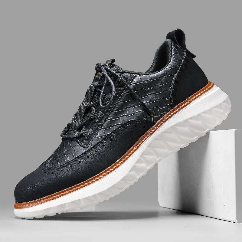 New 2025 Men Mesh Casual Fashion Lightweight Breathable Soft Soled Shoes Summer Outdoor Sports Fiess Sneakers Big Size