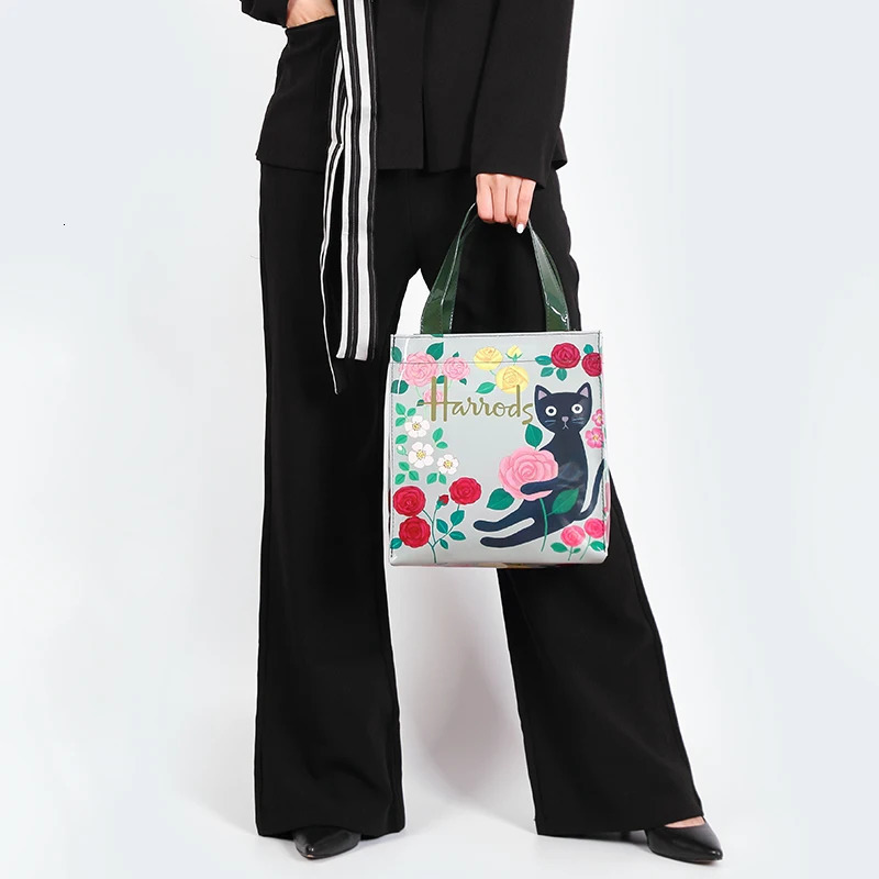 London Style PVC Reusable Shopping Purses Large Eco Friendly Flower Womens Tote Shopper Bag Summer Waterproof Beach Handbag 250303