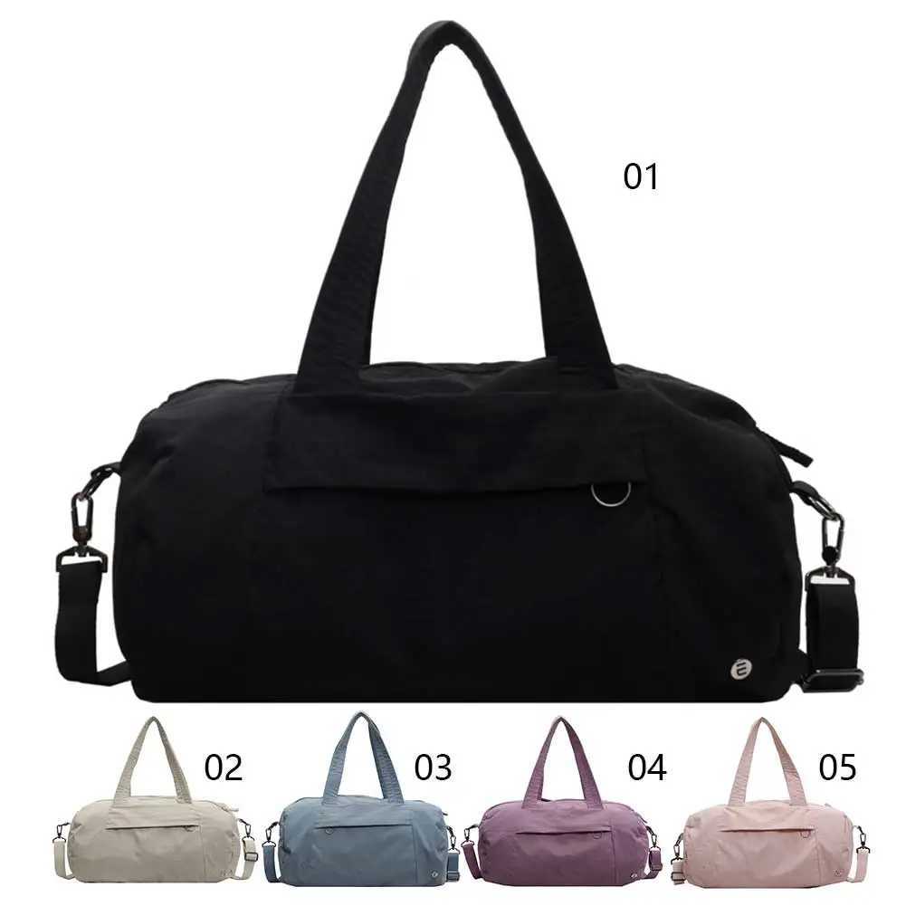 Weekender Bag for Men Women Adjustable Shoulder Strap Messenger Bag Nylon Solid Crossbody Bag for Travel Business Trips Sports Y250304