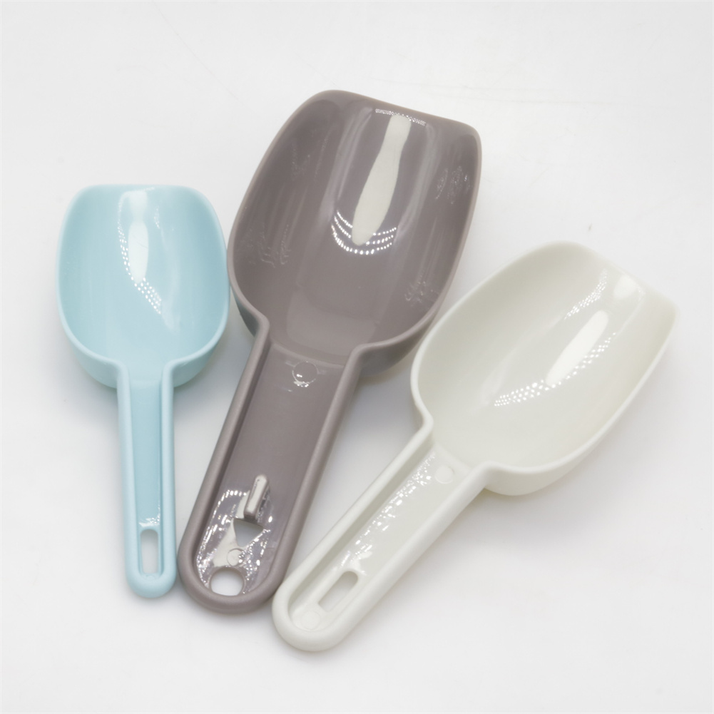 3 Pcs Mix Feed shovel Plastic Ice Shovel Water Scoop Large Medium Small Plastic Shovels Poultry Livestock Piglet Feed Shovel