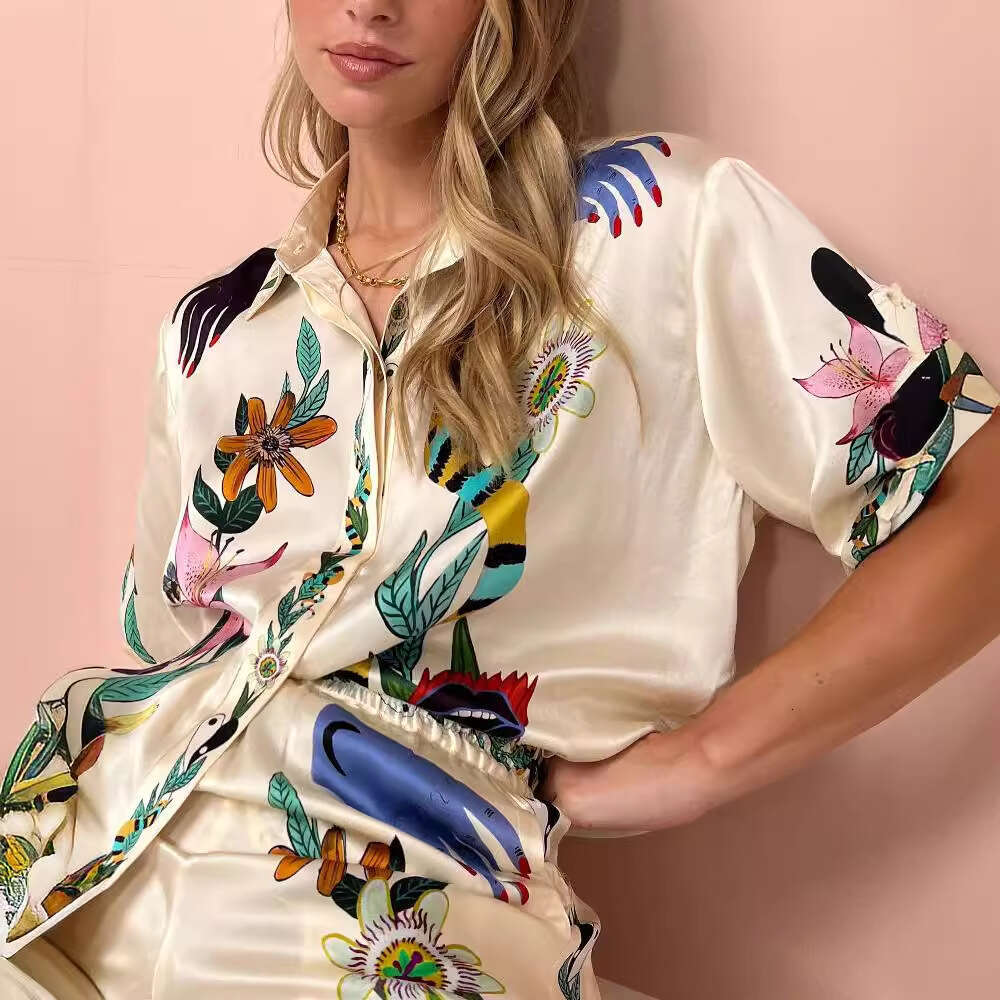 European and American Graffiti Printed Satin Short Sleeve Collar Shirt+Long Pants Casual Two Piece Set 2025 Versatile New Trendy Clothing Ins