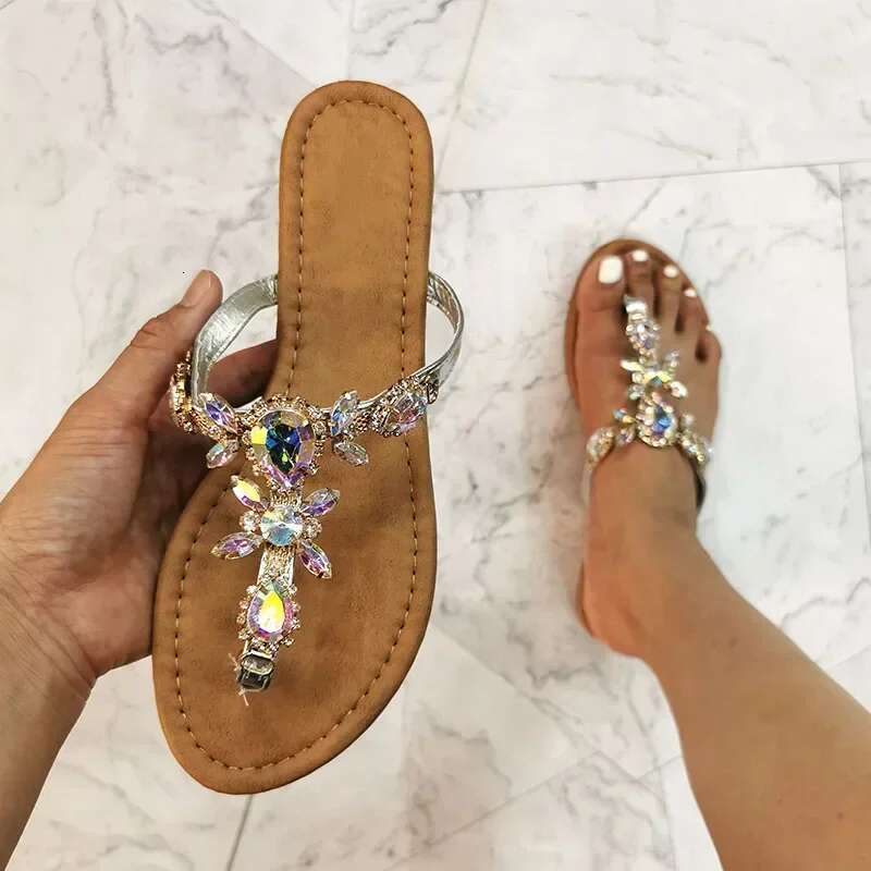 New Sandals 2025 Women Gladiator Summer Dia Buckle Fashion Female Sandal Roman Rhies Flat Woman's Casual Shoes