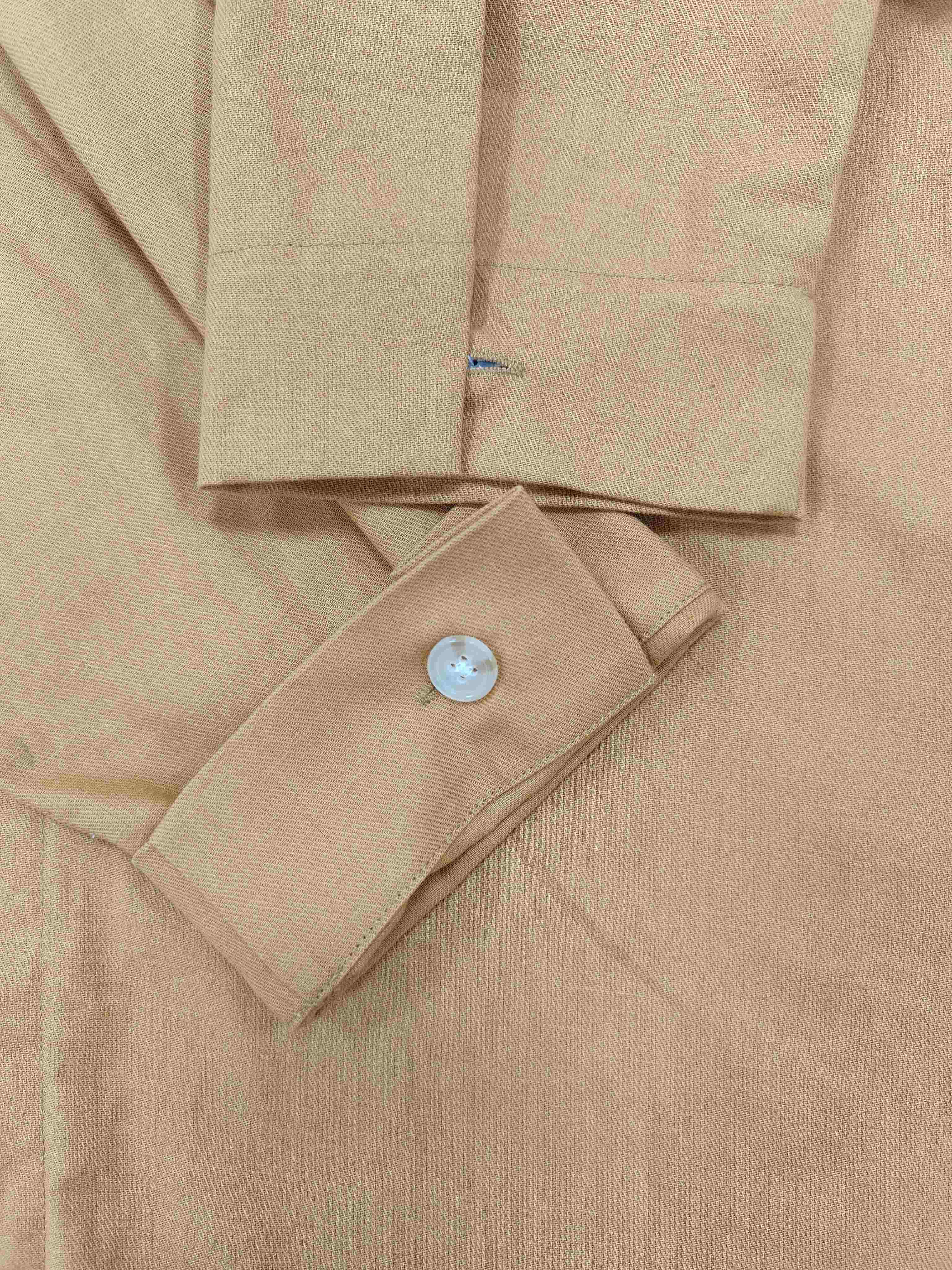 Men's Orange Embroidered Shirt Button closure Logo embroidered at patch pocket Adjustable single-button barrel cuffs 100% cotton Made in China