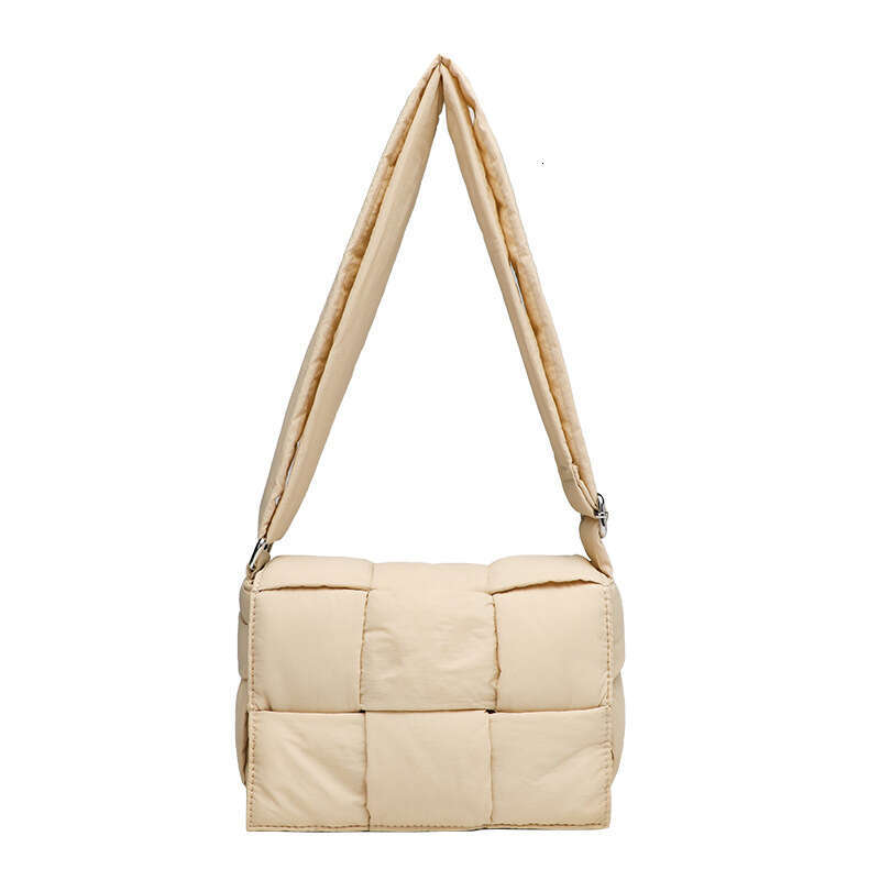 Diagonal Cross Women's New Popular Single Shoulder Niche Woven Bag, High-End Three Grid Space Cotton Bag