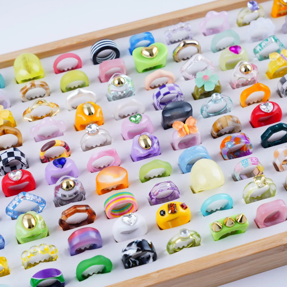 30 pieces/batch of fashionable colored transparent heart-shaped rhinestone resin acrylic rings suitable for mixed styles of women girls jewelry party 