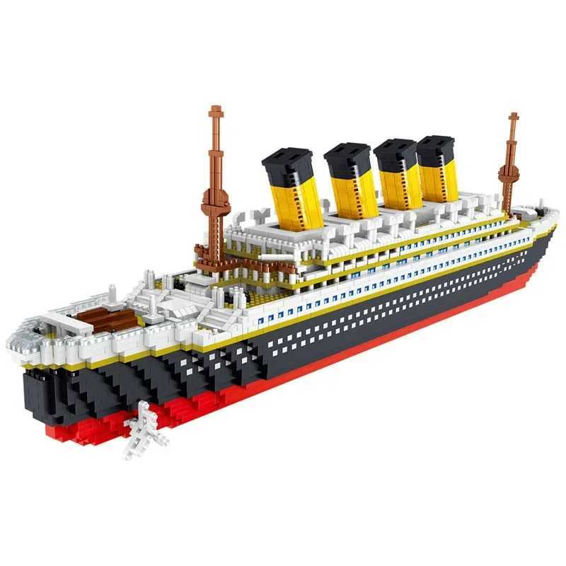Free shipping 4000+Pcs Titanic Model Cruise Ship Building Blocks MOC Boat Bricks Collection DIY Construction Toys for Children Gift