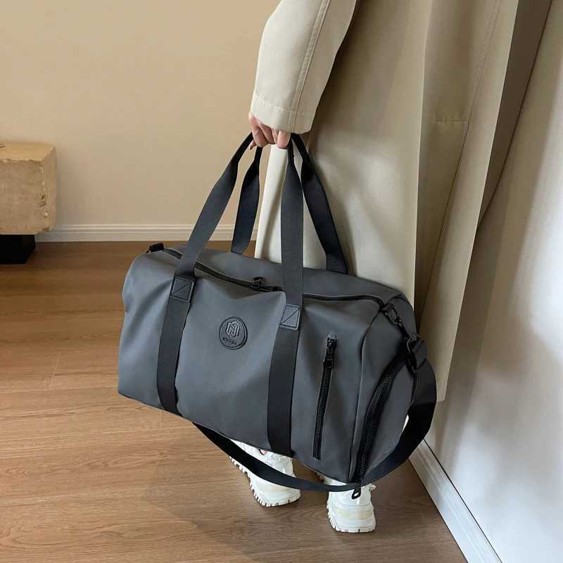 Mens Travel Bag Hand-held Oxford Cloth Waterproof Fitness Large Capacity Outdoor Travel Luggage Sports Bag Y250304