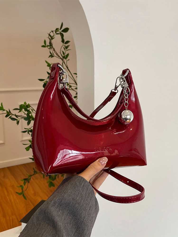 Temperament Cherry Red Lacquer Glossy Face Crossbody Bag 2024 New Womens Exquisite Pendant Zipper Underarm Bag Commuter Handbag Z250303