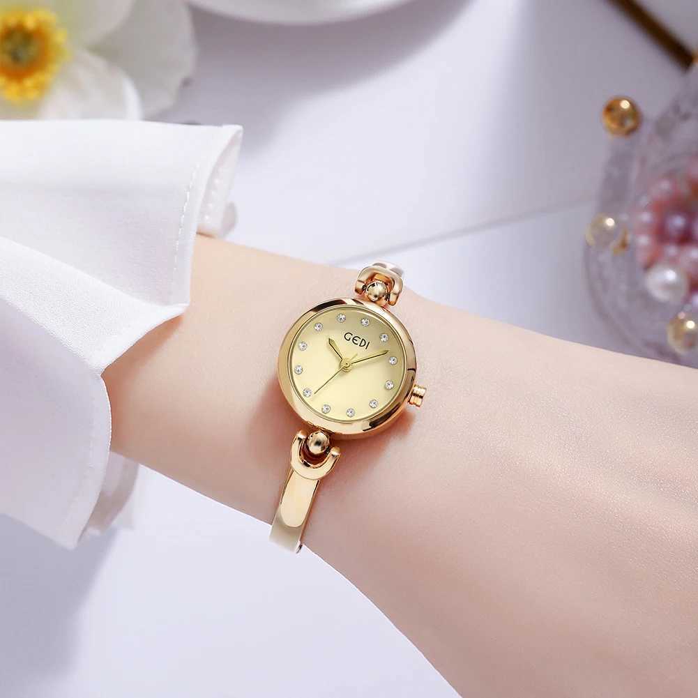 Fashion Building Top Brand Elegant Waterproof Golden Quartz Women Luxury Steel Chain Str Diamond Index Small Dial La GiftsXJ250304
