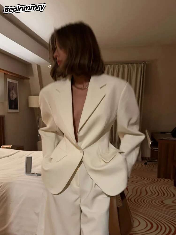 Chic Elegant White Waist Cinched Lapel Suit Jacket Fashion Casual Solid Color Single Breasted Coat New 2025 Ladies Street Coats