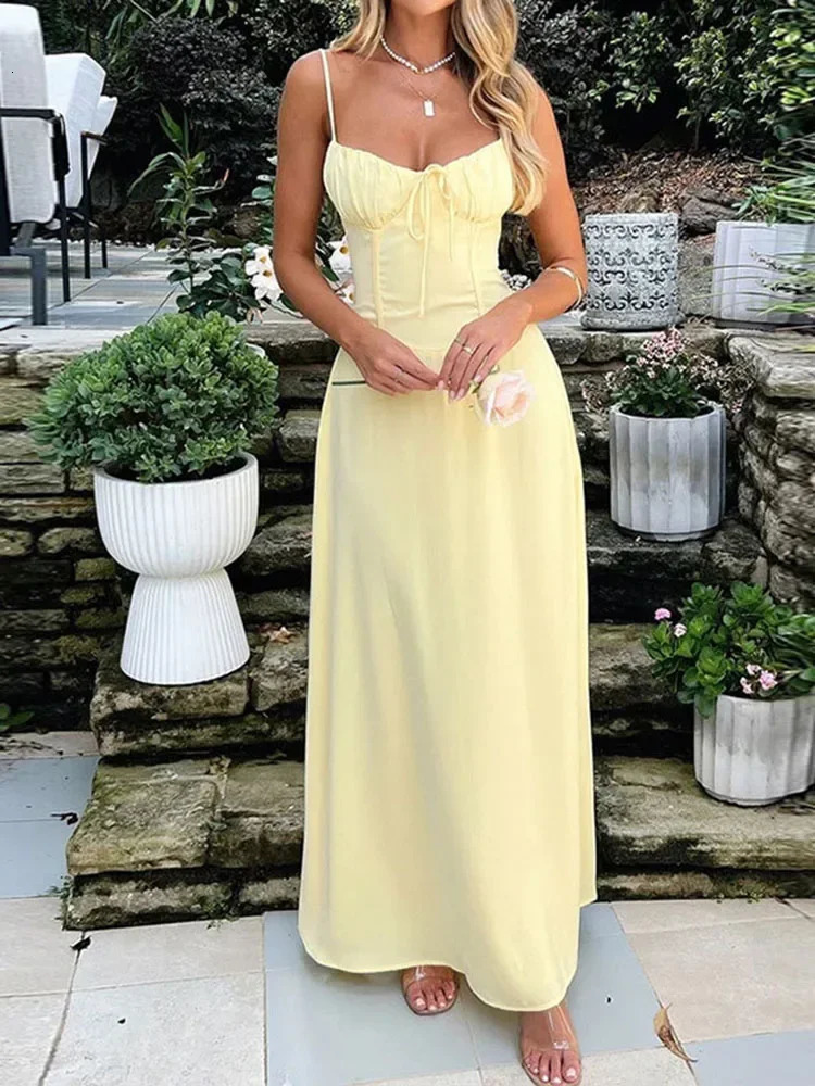 Elegant Strapless Long Sequin Dress: Women's Summer Backless Evening Gown - Round Neck, Smocked, Slim Fit Solid Color Dress C260312