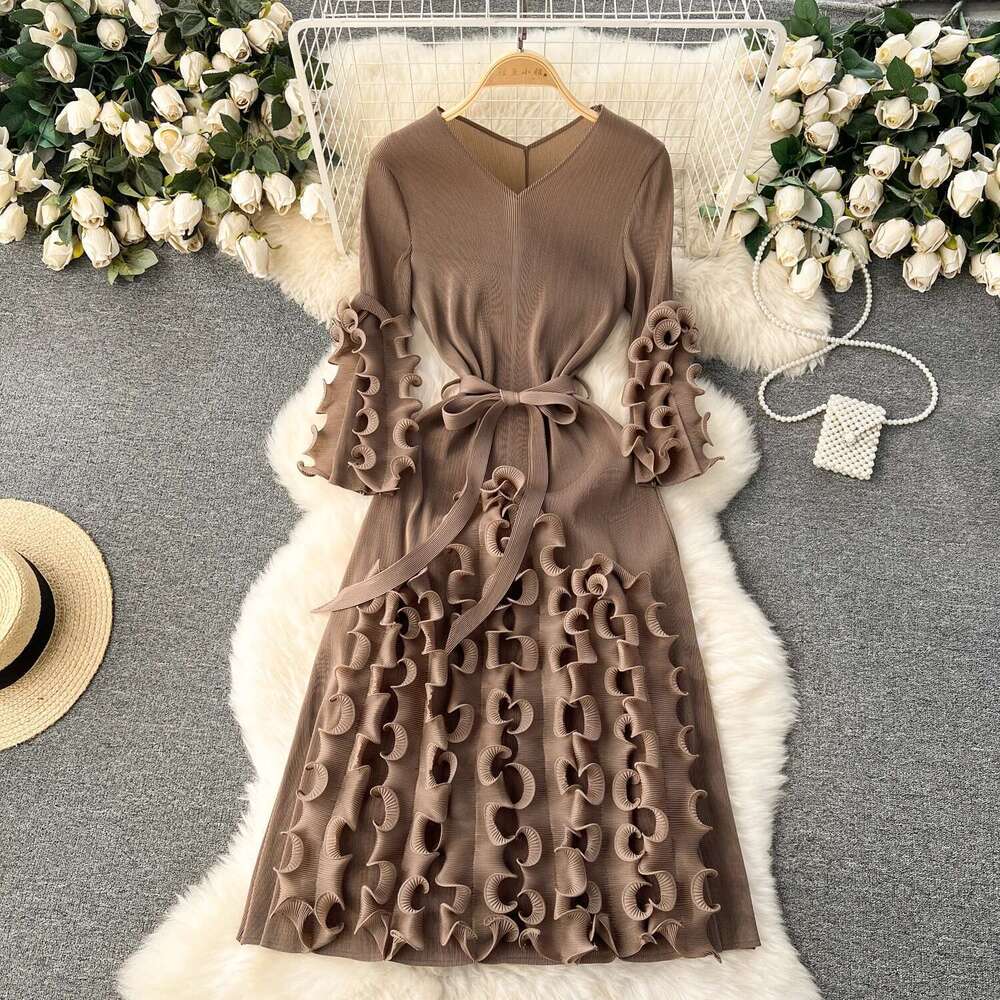 European Court Style Dress Miyake For Women A Design Sense Tassel V-Neck Slim Fit Long High-Temperature Pleated Flared Sleeve