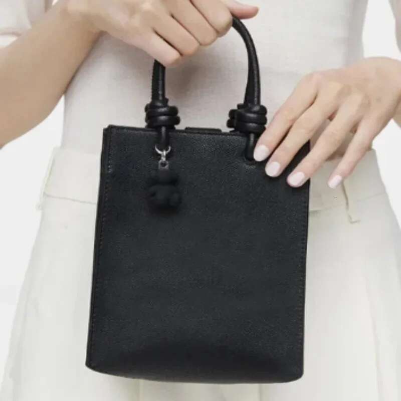 High Quality New Women's Solid Color Trend Shoulder Brand Design Crossbody Mobile Versatile Cosmetic Storage Bag