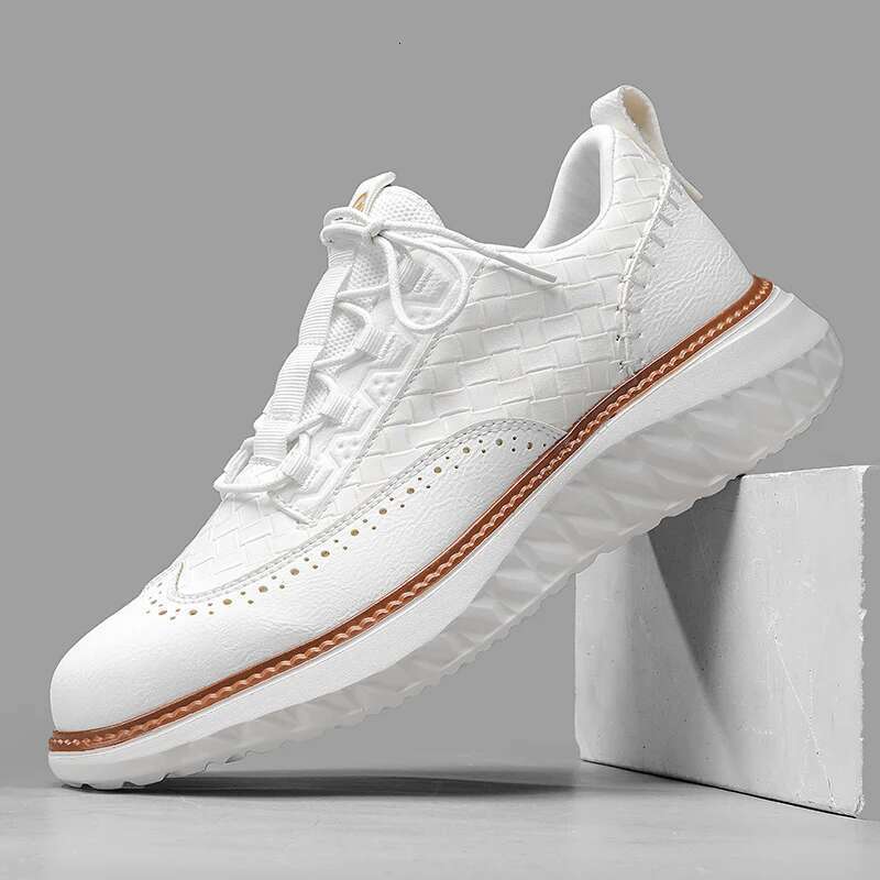 New 2025 Men Mesh Casual Fashion Lightweight Breathable Soft Soled Shoes Summer Outdoor Sports Fiess Sneakers Big Size