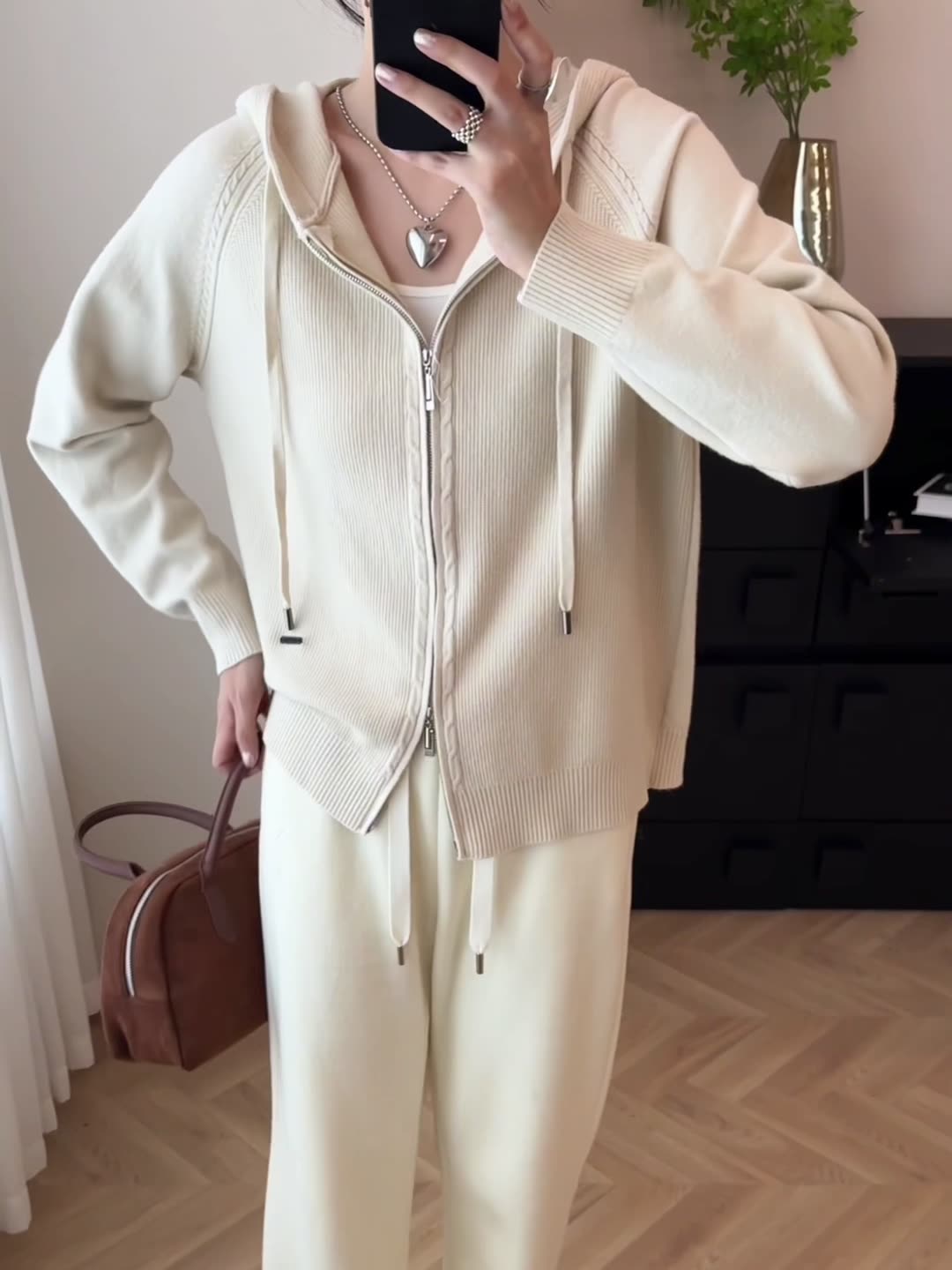 D199 New short hooded soft and loose lazy style double zipper sweater jacket