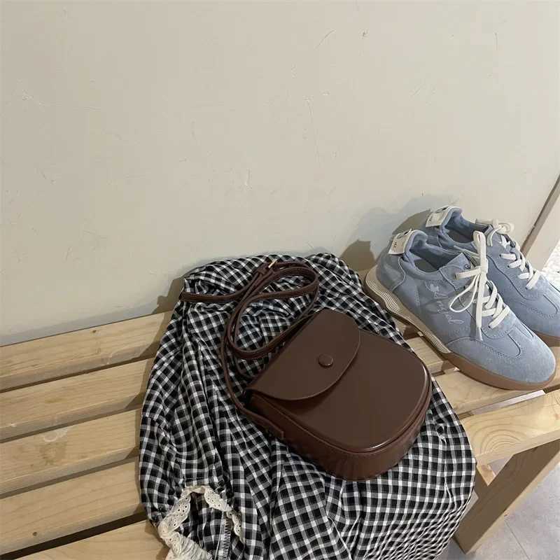Xiuya Red Fashion Shoulder Bags for Women Vintage Solid Color Small Aesthetic Crossbody Bag All-match Simple New Female Handbag Z250303