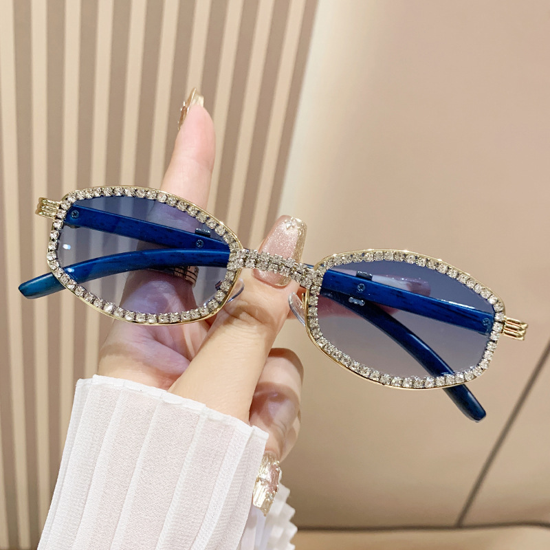 sssssss2025Fashion Cool Sunglasses Women Letters Anti Strong Light Vintage Rimless Sun Glasses Ladies Gafas UV400 sssssss0304ssssssssssss