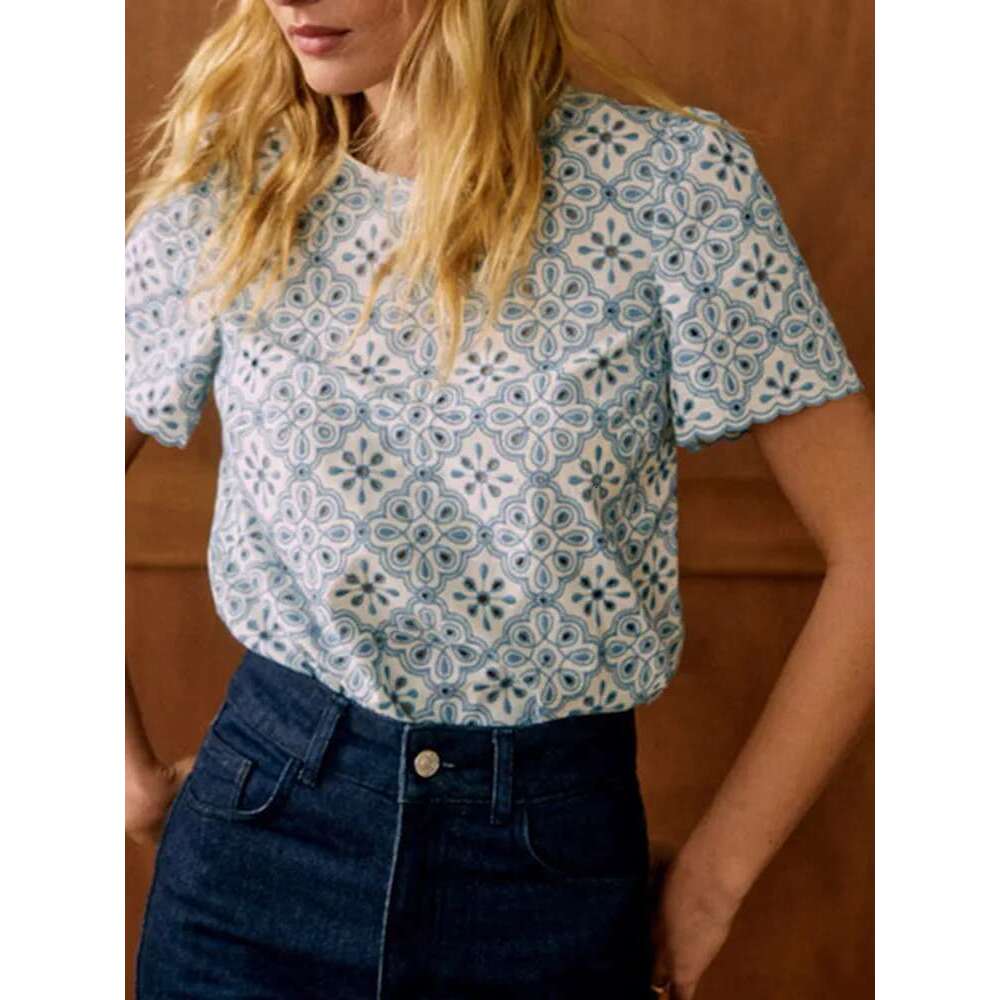 Women Crochet Hollow Out Blouse Embroidered Round Neck Versatile Top Fashionable Slim Short Sleeved Shirt For Lady