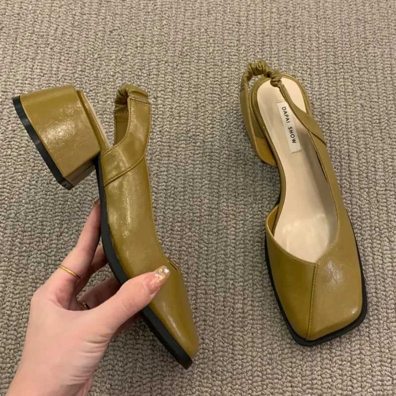 2024 Summer Elegant Sandals Fi Womens Elastic Band Flat Warm Light Party Shoes Square Heel 35-39 Y250303