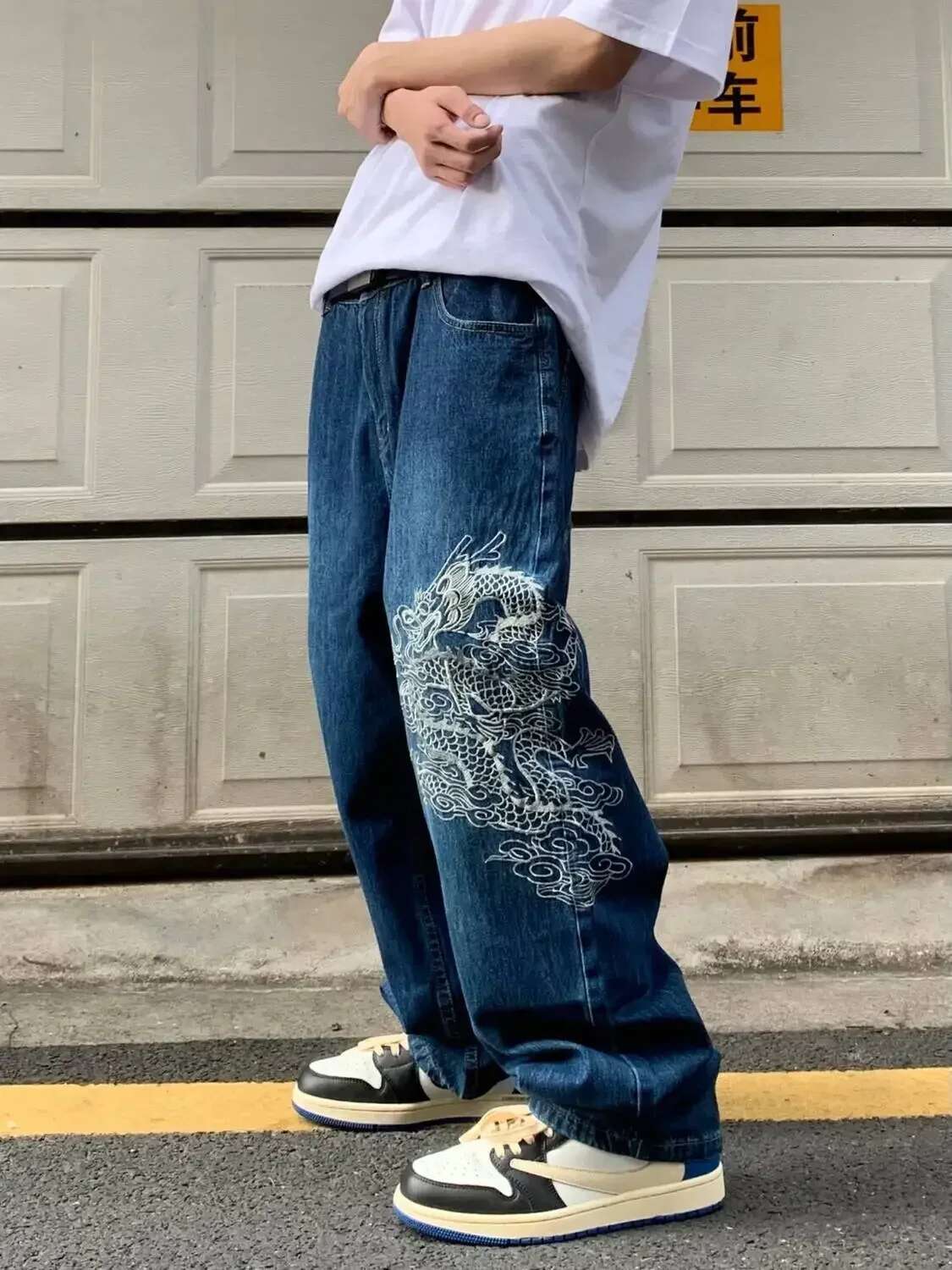 Gothic Dragon Pattern Embroidery Design Waist Y2k Baggy Jeans Men High Street Hip Hop Casual Jean 2024 New