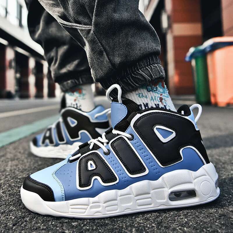 Classic Shoe Type 2024 High Quality Fac tory Direct Sale Price Increase Light Fashion Sne akers For Men