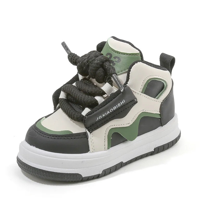 Childrens leather boots fashionable and non slip childrens school tennis shoes spring autumn Versatile boys girls running sports soft 250303