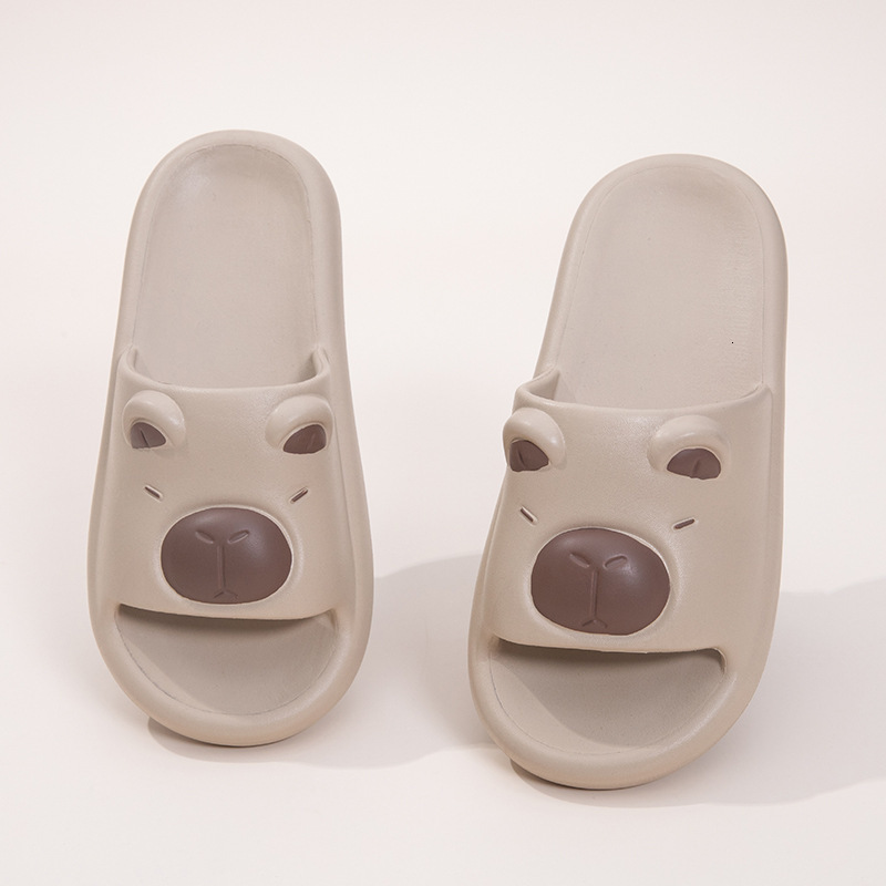 Children's women's summer EVA slippers, parent-child family of three, big couple, fashionable and cute capybara, men's outdoor wear, de